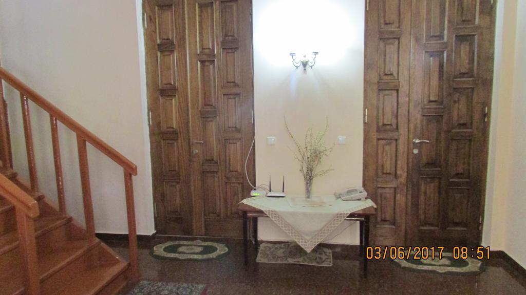 Hotel Sunny House Kobuleti Extérieur photo
