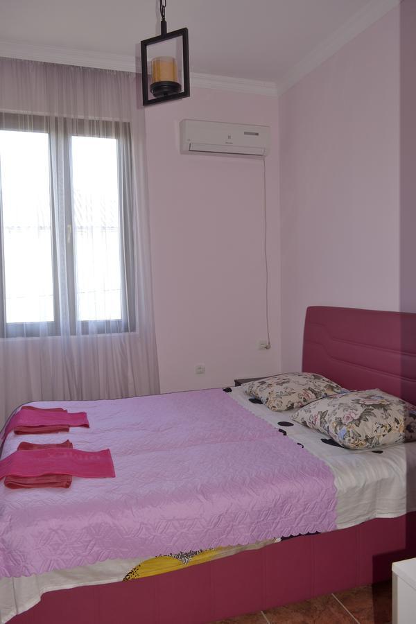 Hotel Sunny House Kobuleti Extérieur photo