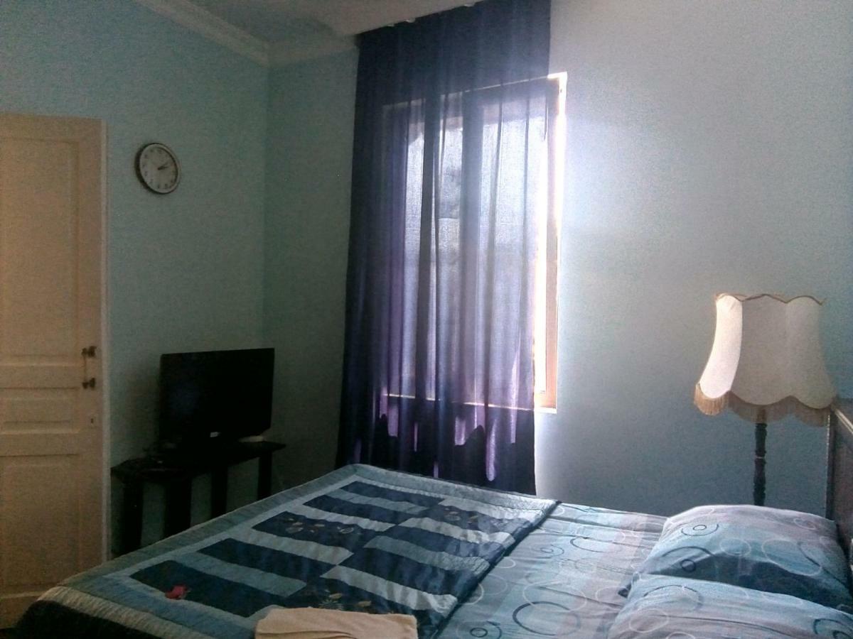 Hotel Sunny House Kobuleti Extérieur photo